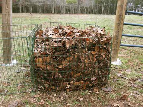 Leaves for Compost, For a Better Garden - Keleny Top Soil