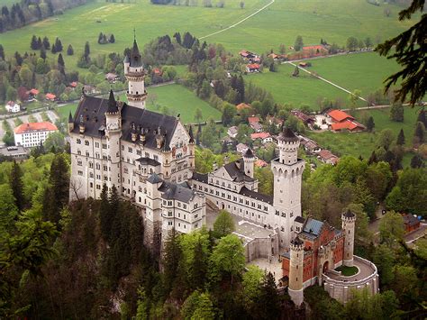 Images Neuschwanstein Castle, Germany Aerial view of the castle 609