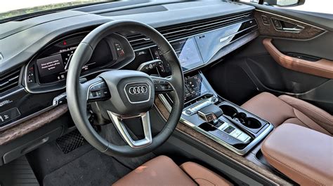 Audi Q7 Interior | Cabinets Matttroy