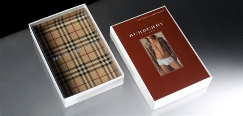 Burberry packaging & marketing on Behance