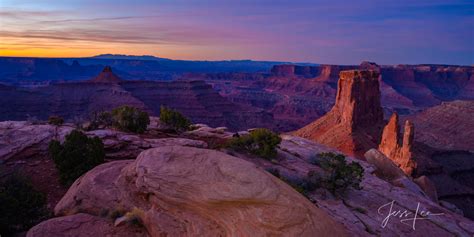 Canyonlands Sunrise | Canyonlands, Utah | Photos by Jess Lee