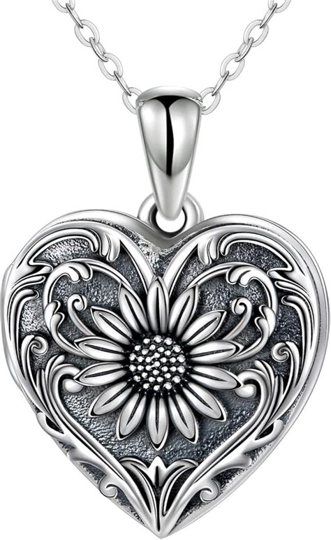 The Ultimate Buying Guide for Locket Necklaces for Women | Tips, Types ...