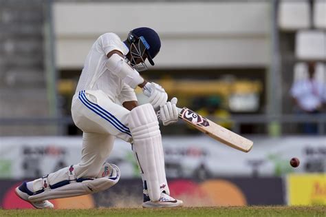 Yashasvi Jaiswal bats on Test debut | ESPNcricinfo.com