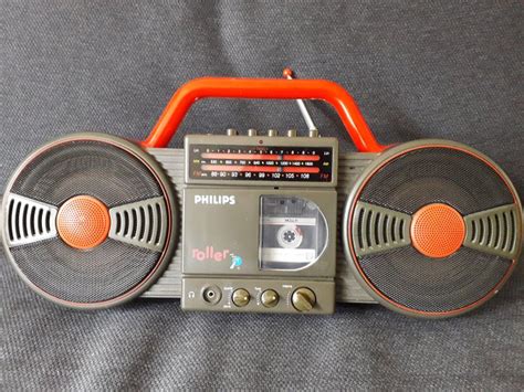 Philips - Boombox design. Roller D8007 - Museum piece 1986 - Catawiki