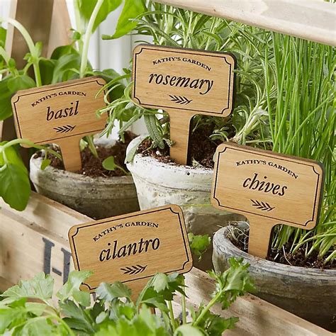 Herb Garden Personalized Wood Plant Marker Set | Bed Bath and Beyond Canada