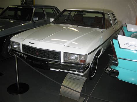 File:Holden WB Kingswood Sedan prototype (1979).jpg - Wikipedia, the ...