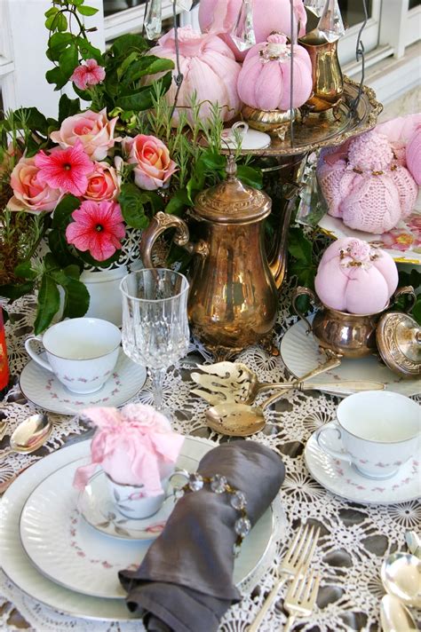 Vintage Pink & Silver Thanksgiving homewardFOUND decor