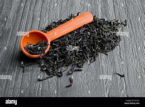 loose leaf green tea Stock Photo - Alamy