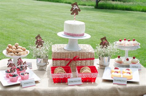 Adorable Teddy Bear Picnic Party! | Pizzazzerie