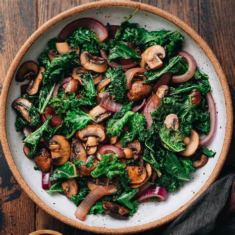 Kale Stir Fry with Mushroom and Red Onion - Gastroplant