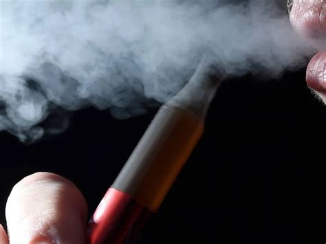 Nearly 2,000 Chemicals—Some Potentially Harmful—Found in Vaping Aerosols | Smithsonian