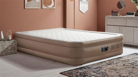 Can you use a mattress topper on an air mattress? | Homes & Gardens