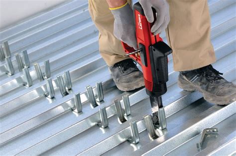 Ferramenta finca pino DX 76 - Ferramentas de fixação direta - Hilti Brasil