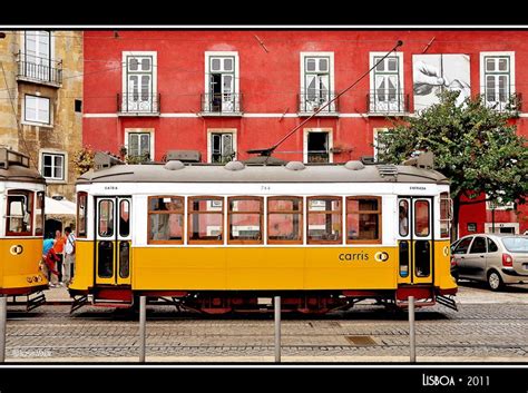 Lisboa - Alfama | Lisbon tram, Lisbon city, Lisbon