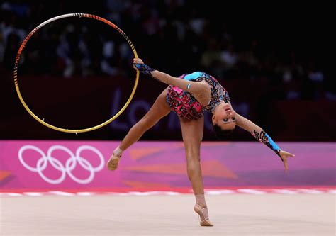 Choose your rhythmic gymnastics apparatus: Ball, clubs, hoop, ribbon or ...