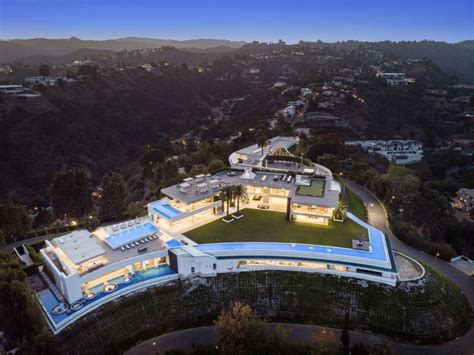 See inside the biggest modern home in the US, a 105,000-square-foot ...