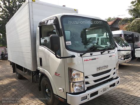 Foto depan Isuzu Elf NLR 55 TlX truk long chasis engkel | PT. Astra ...