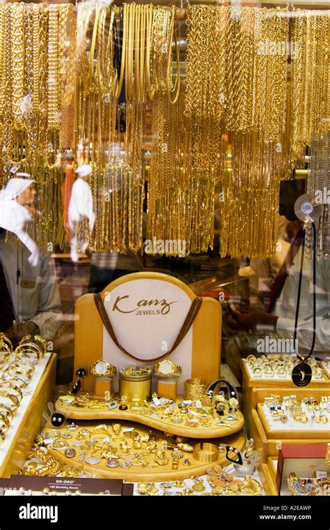 Dubai Deira gold market gold souq shop window Kranz Jewels Dubai Gold Souk Schaufenster Stock ...