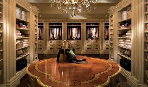 Top 15 Modern Closets for Luxury Homes | Los Angeles Homes - Part 5