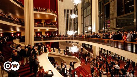 Metropolitan Opera celebrates 50 years in Lincoln Center – DW – 09/16/2016