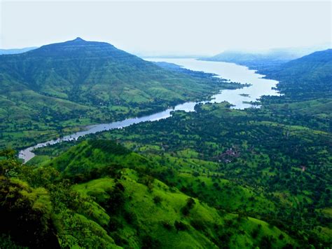 Enjoy The Charming Climate of Mahabaleshwar : Namaste! | Gozo cabs ...