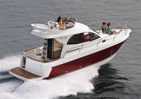 [View 40+] Cabin Cruiser With Flybridge