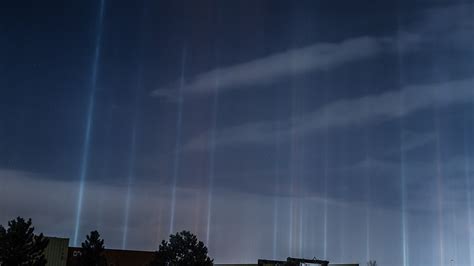 What Are Light Pillars? - IowaWeather.com