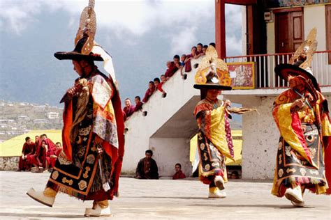 Sikkim - Tours, Sightseeing, Fairs & Festivals, Restaurants & Activities