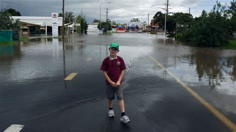 NSW Floods: Forbes Residents Urged To Evacuate | HuffPost null