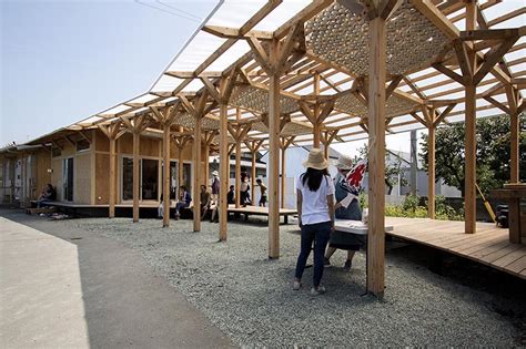 Shigeru Ban Discusses His Disaster Relief Projects