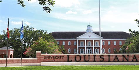 U.S. News & World Report ranks UL Lafayette among 'best colleges'