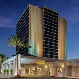 Doubletree By Hilton Hotel At The Entrance To Universal Orlando - Travel - Universal Citywalk ...