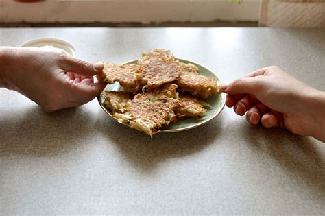 Draniki: Say goodbye to winter with these sunny potato pancakes ...