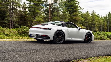 2020 Porsche 911 Targa first drive review - Automotive Daily