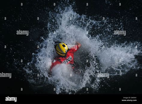 Helicopter rescue training Stock Photo - Alamy