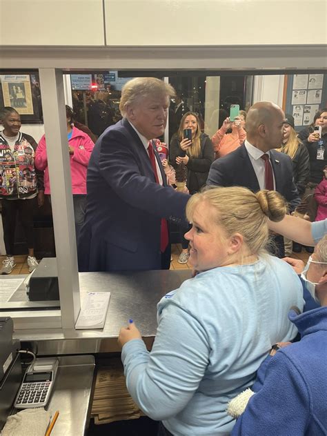 Kristen Holmes on Twitter: "Trump makes a stop at Zesto in Columbia, SC ...