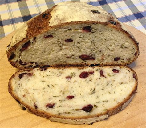 Tarragon and Cranberries Bread | The Fresh Loaf