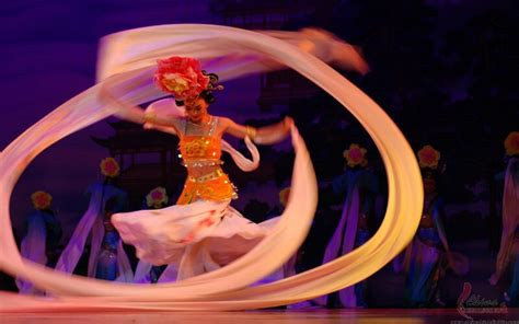 Chinese Folk Dance History and Varieties, Traditional Chinese Dancing