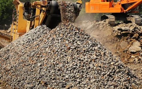 7 Different Types of Stone Crushers: A Comprehensive Guide - The Frisky