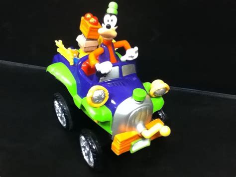 USU TechnoTots: Goofy (Car)