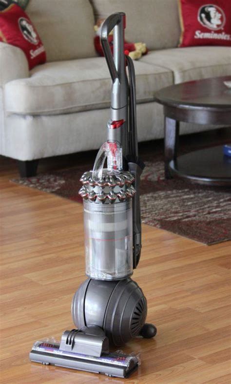 Dyson Cinetic Big Ball + Animal Bagless Upright Vacuum at Best Buy