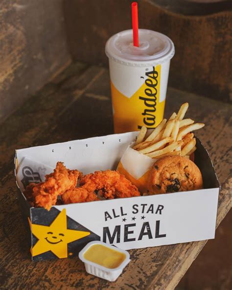 Foodservice Solutions: Hardee’s Elevates Star Pals Meals