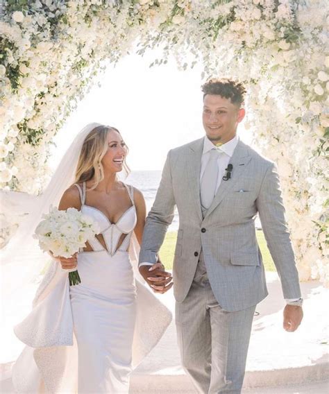 Patrick Mahomes Officially Ties The Knot With Fiancé Brittany Matthews ...