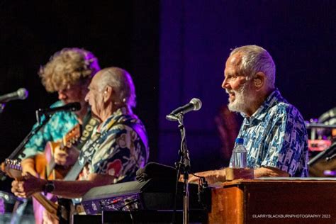 JIMMY BUFFETT’S ‘SECOND WIND’ BLOWS INTO KEY WEST