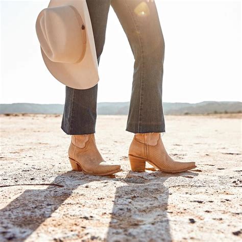 Women's Cowgirl Boots | Tecovas