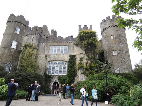 Malahide Castle | Dublin | Pictures | Ireland in Global-Geography