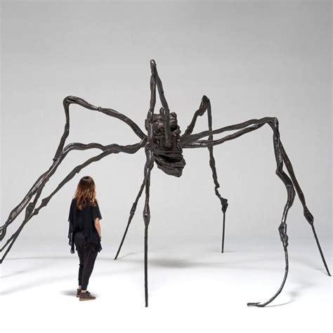 This Giant Spider Sculpture Recently Auctioned for 32.8 million – Suckstobebroke