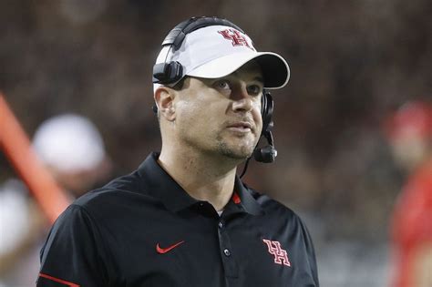 Texas' media policy: Don't stand behind coach Tom Herman, social media posts limited - al.com