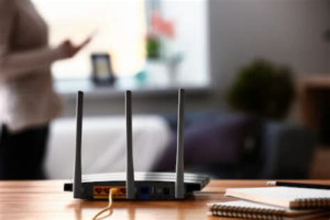 Resetting Frontier router in 2 super-simple ways [Ultimate guide]