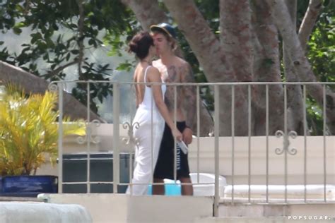 Selena Gomez and Justin Bieber in Jamaica February 2018 | POPSUGAR Celebrity Photo 5